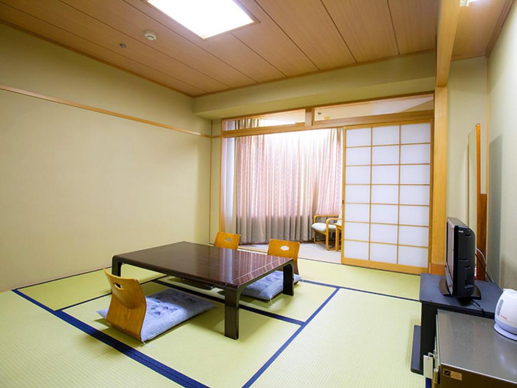 New Greenpia Tsunan Tatami Room