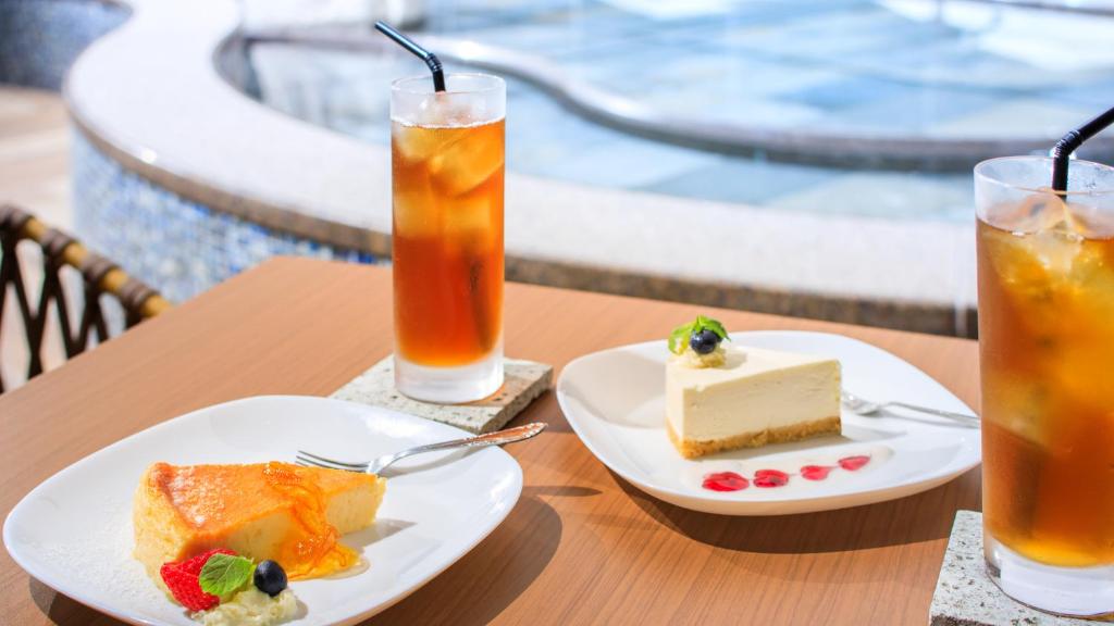 Nikko Kinugawa Hotel Mikazuki Poolside Desserts