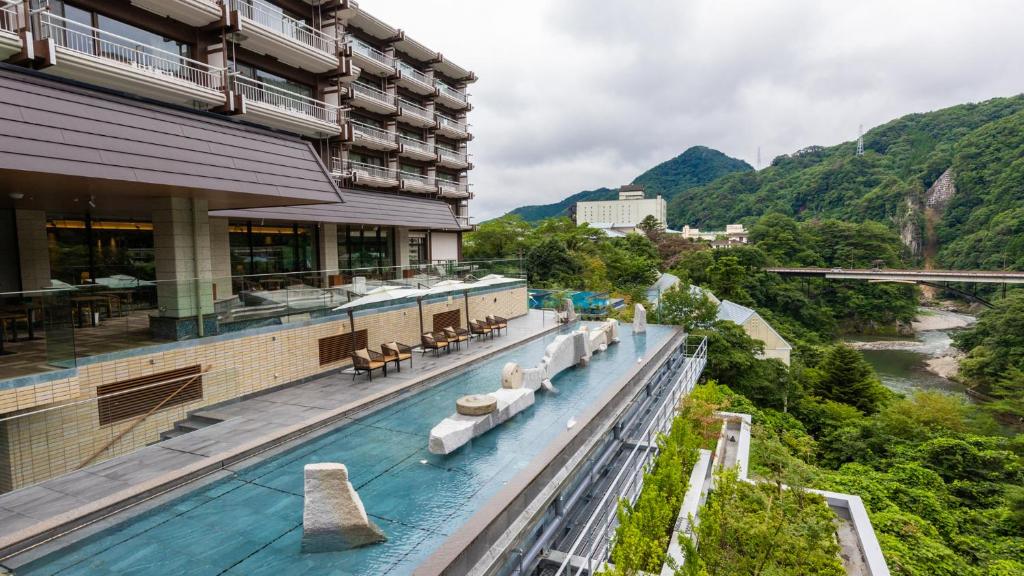 Nikko Kinugawa Hotel Mikazuki Riverside Outdoor Pool