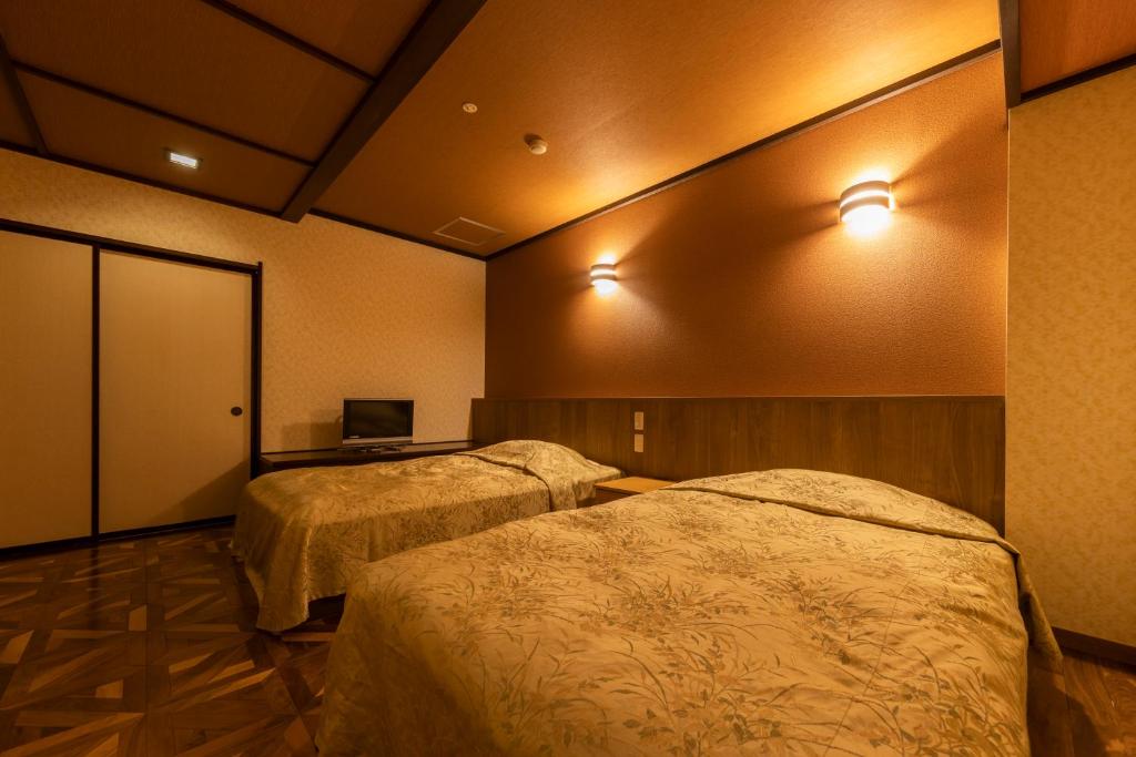Nikko Kinugawa Hotel Mikazuki Twin Room