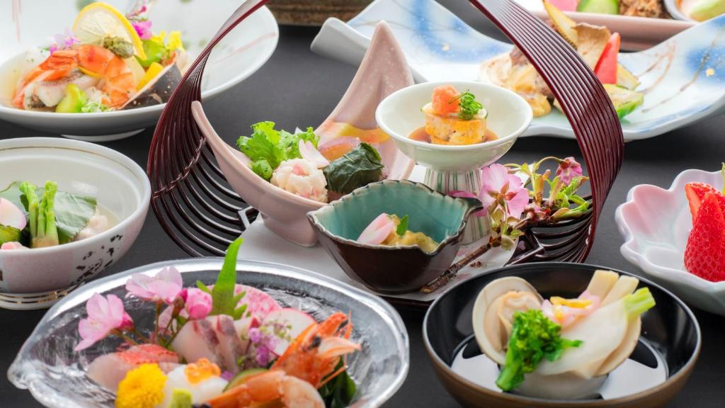 Nishiizu Koyoi Kaiseki Dinner