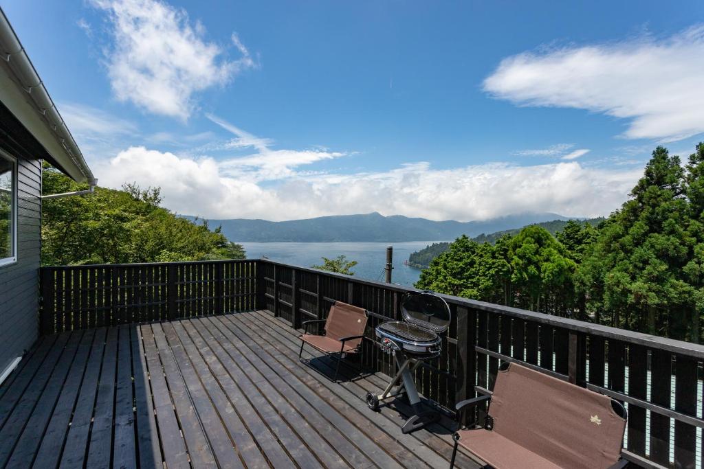 Noel Hakone Fuji Lake View Deck