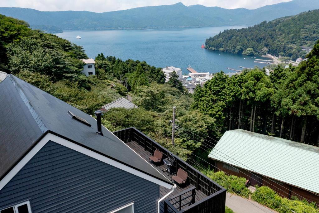 Noel Hakone Fuji Lake View