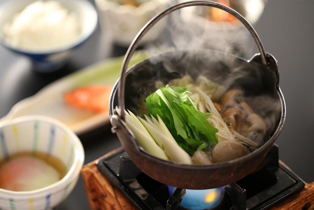 Nukumorino Yado Komanoyu Hot Pot Meal
