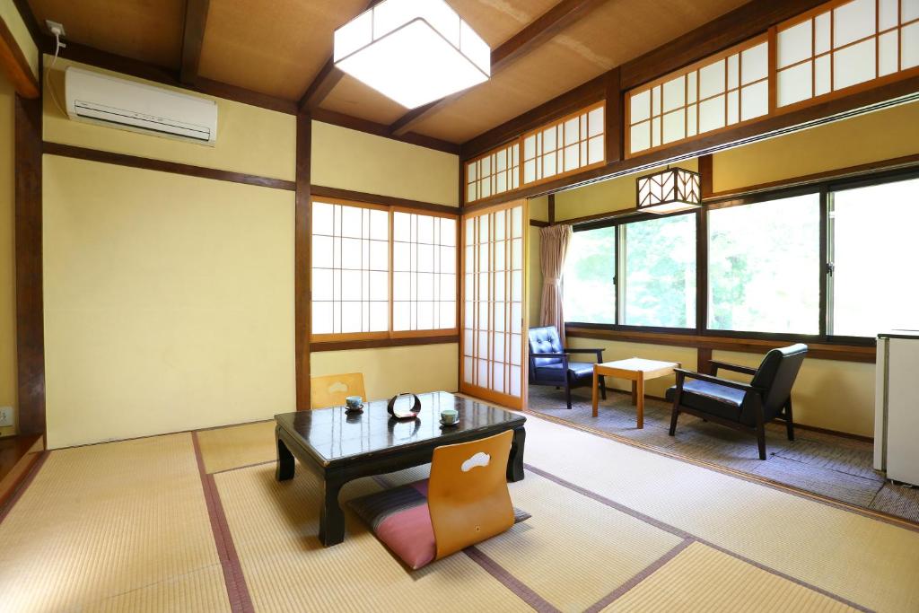 Nukumorino Yado Komanoyu Tatami Room