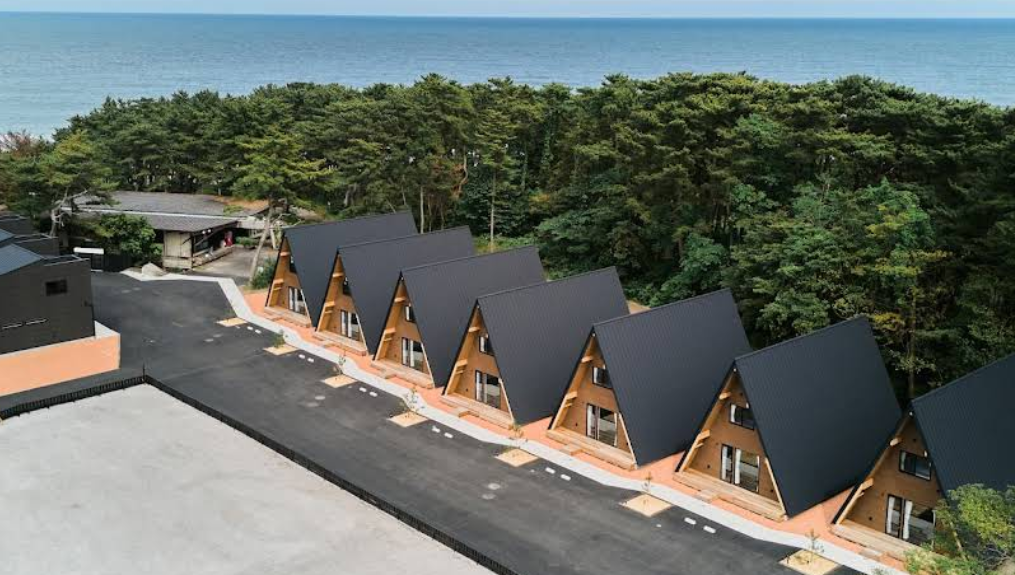 Oarai Park Hotel A Frame Cabins