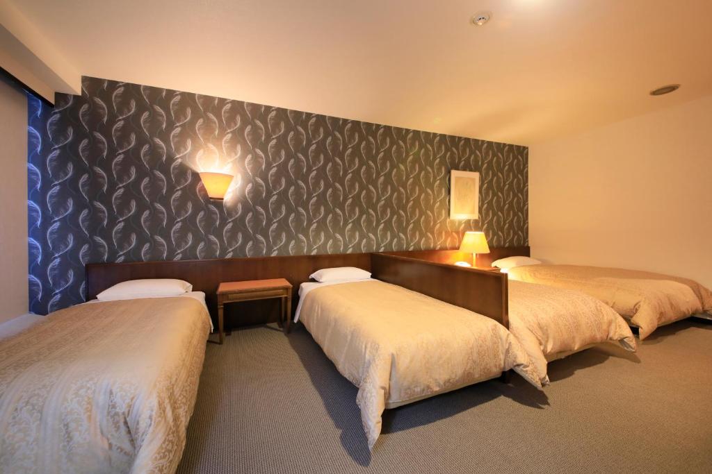 Oarai Park Hotel Triple Bed Room