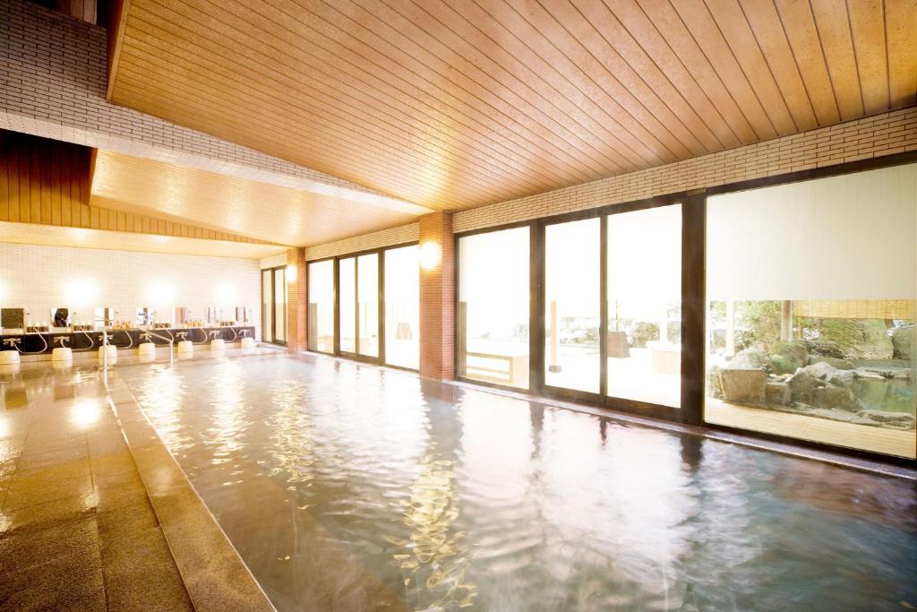 Oedo Onsen Monogatari Awara Indoor Onsen Bath