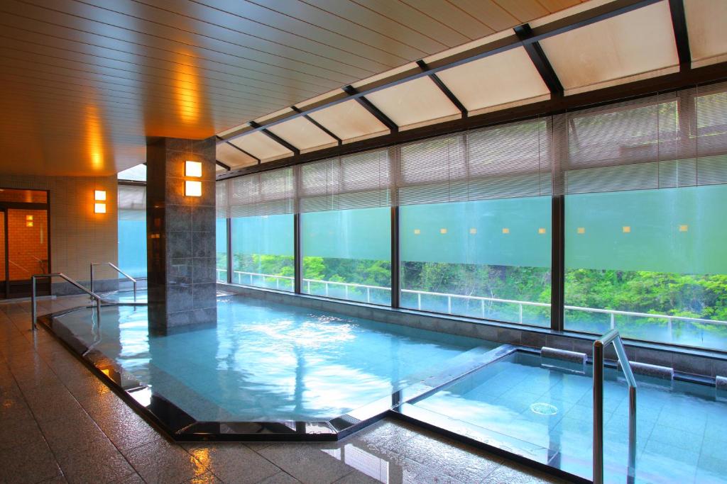 Ohanami Kyubei Indoor Onsen