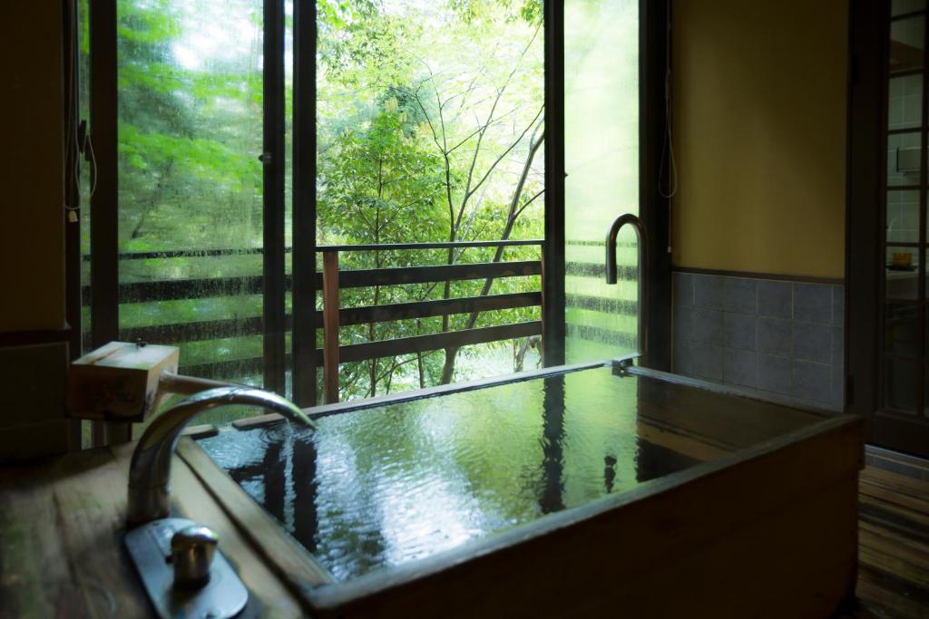 Ohanami Kyubei Private Onsen Bath