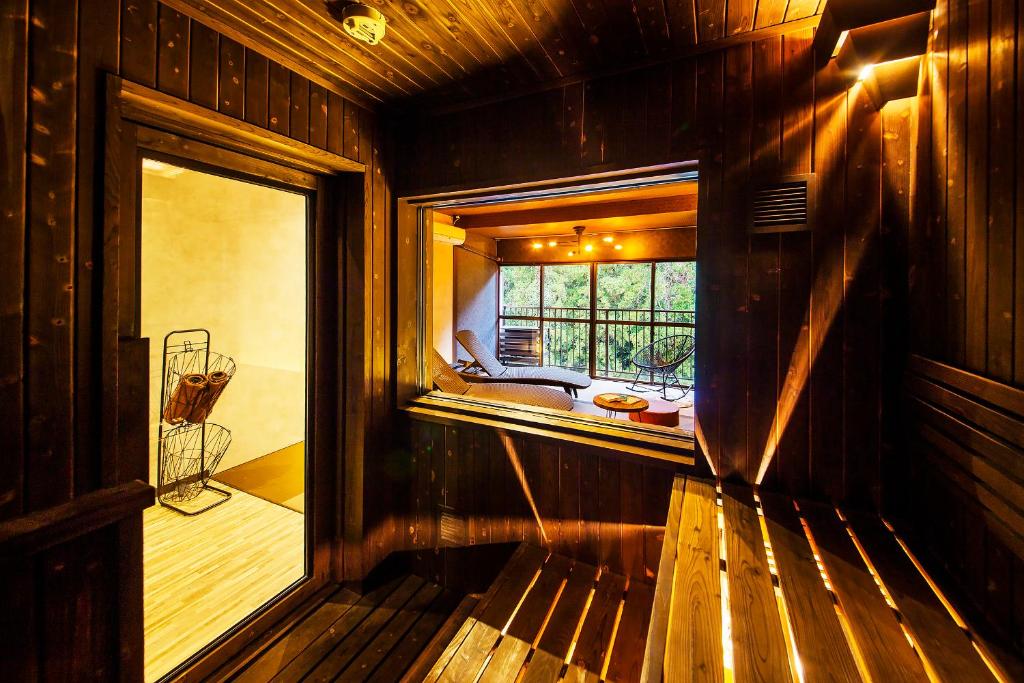 Ohanami Kyubei Wooden Sauna Room
