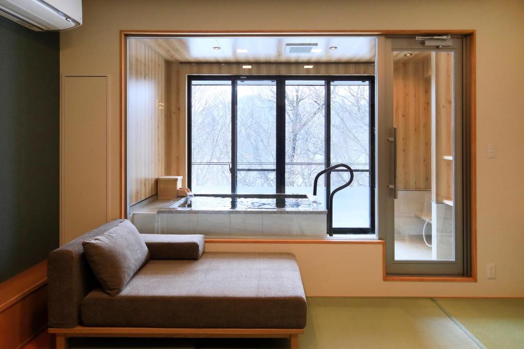 Oku Nikko Hotel Shikisai Private Onsen Room