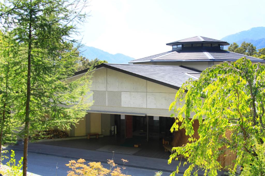 Oku Nikko Hotel Shikisai Ryokan Exterior