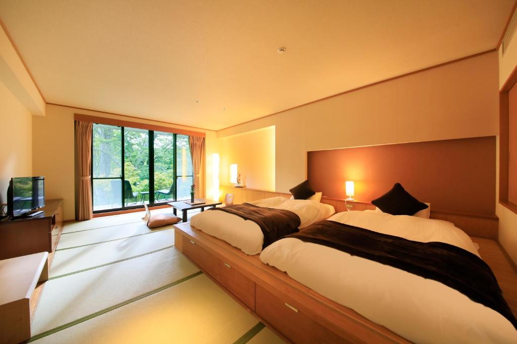 Oku Nikko Hotel Shikisai Tatami Room