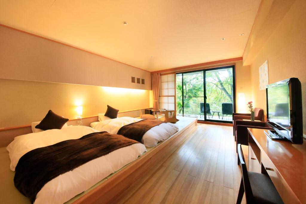 Oku Nikko Hotel Shikisai Twin Room