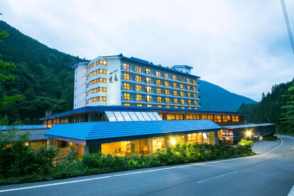 Okuhida Garden Hotel Yakedake Exterior