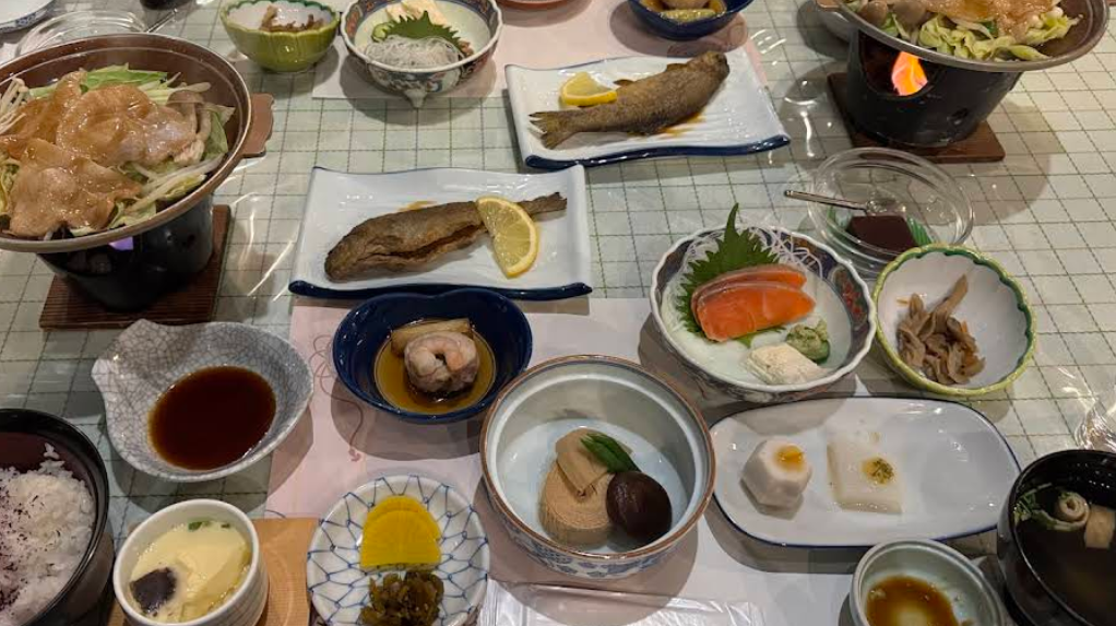 Okunikko Park Lodge Miyama Japanese Dinner Set