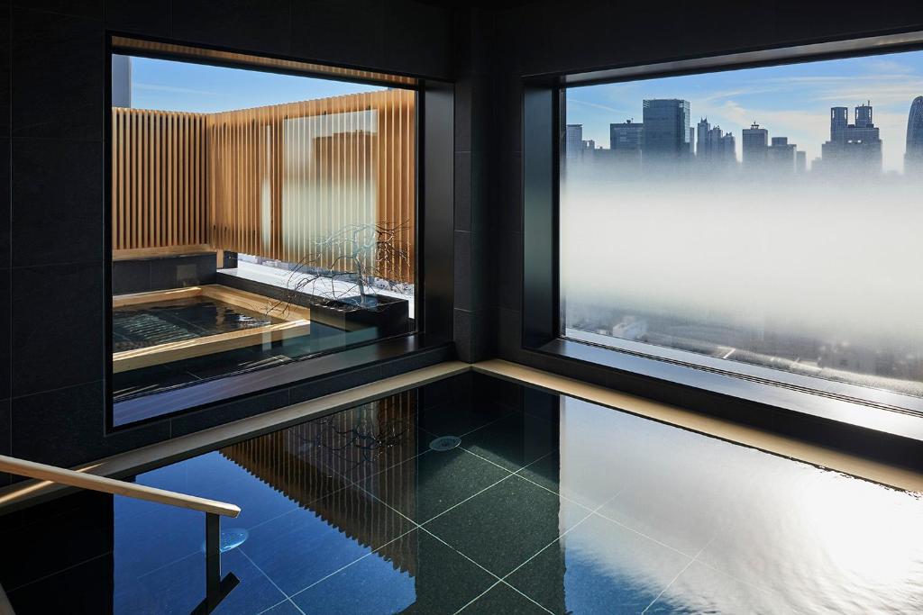 Onsen Ryokan Yuen Shinjuku Onsen Bath City View