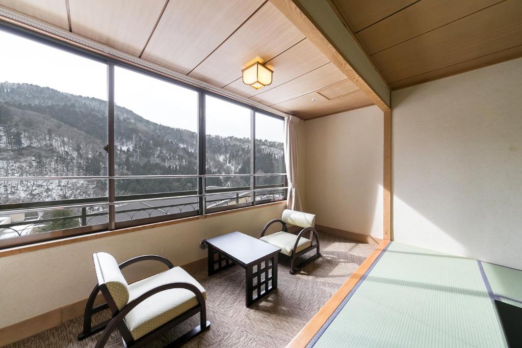 Onyado Toho Tatami Room Mountain View