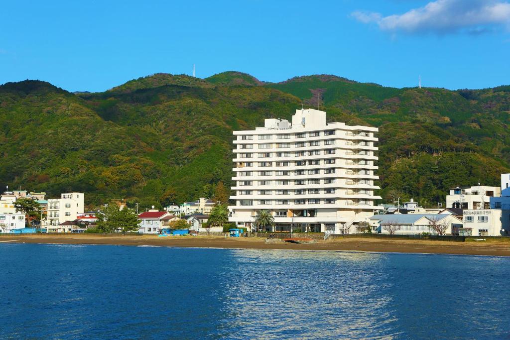 Ooedo Onsen Monogatari Toi Marine Hotel Beachfront Exterior