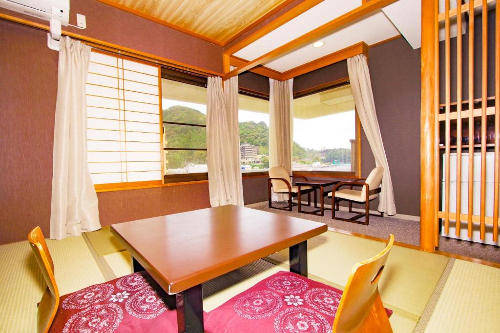 Ooedo Onsen Monogatari Toi Marine Hotel Tatami Room