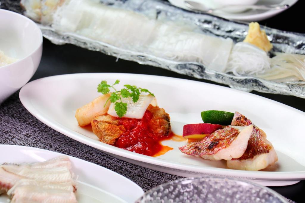 Ootoku Ryokan Kaiseki Meal