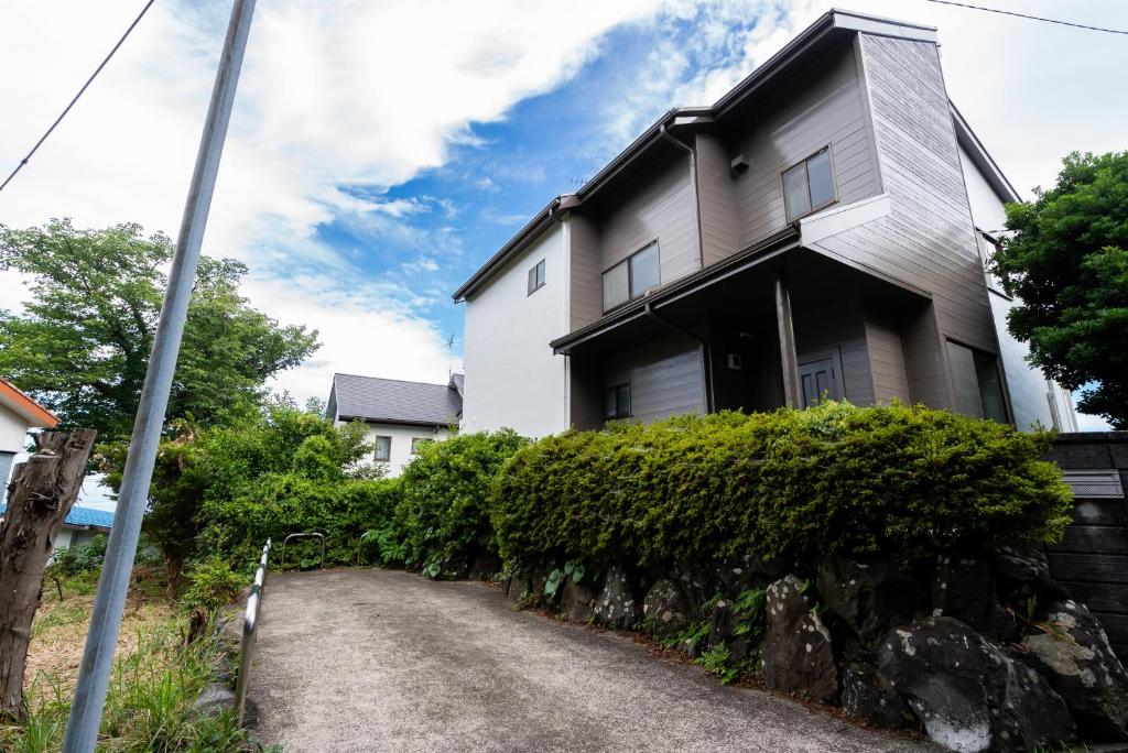 Ozaki Omuro Kogen 9 Chome Ryokan Exterior