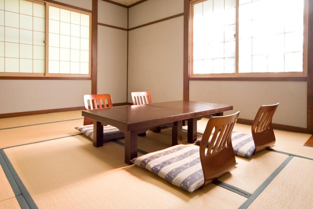 Poetical Tatami Room