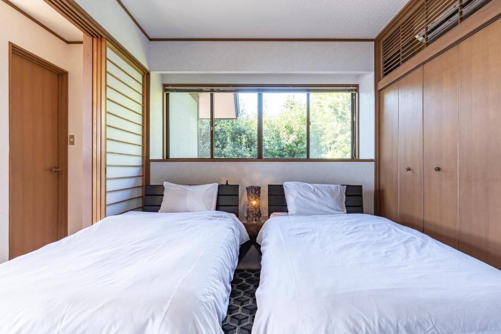 Private Resort Aomi Twin Bedroom