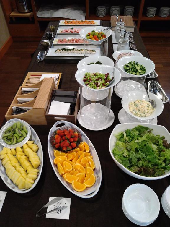 Rakuyu Breakfast Buffet