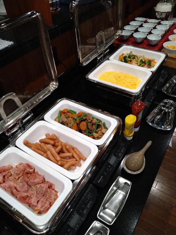 Rakuyu Breakfast Buffet
