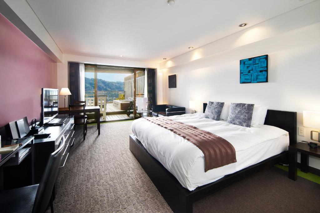 Relax Resort Hotel Modern Guest Room
