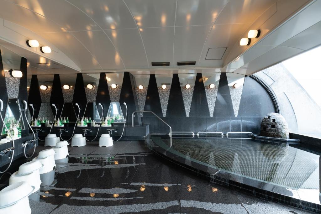 Rembrandt Premium Fuji Gotemba Day Spa Indoor Onsen Bath
