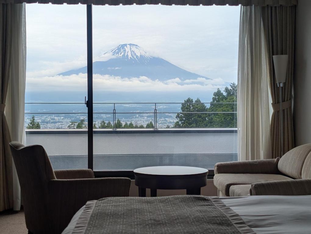 Rembrandt Premium Fuji Gotemba Day Spa Mount Fuji View Room
