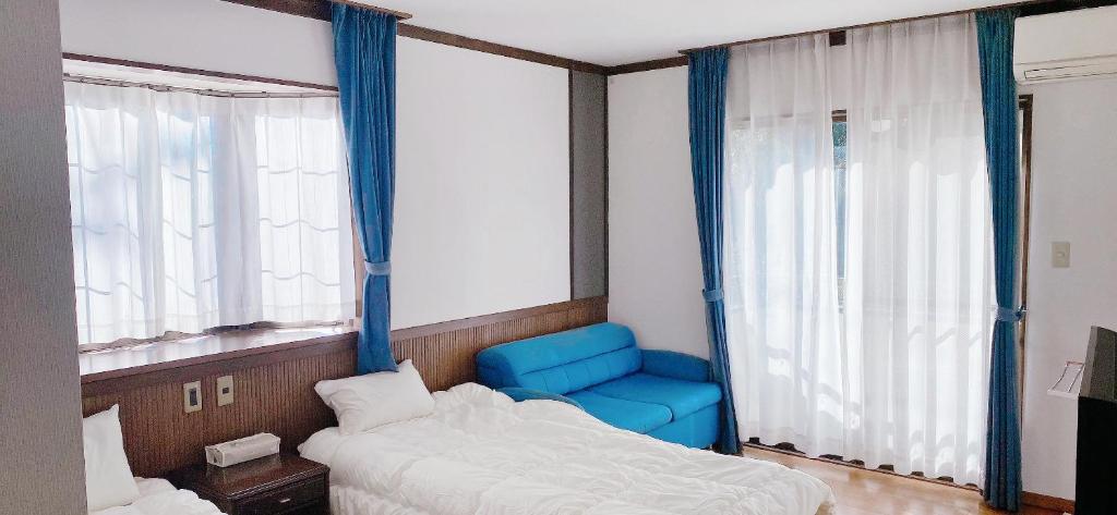 Rental Villa Onshi Jogasaki Twin Bedroom