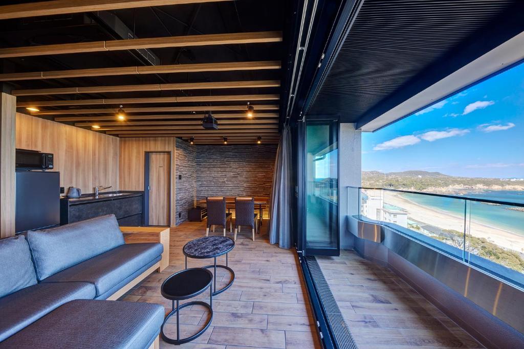 Resort Hills Toyohama Sora No Kaze Hotel Ocean View Suite