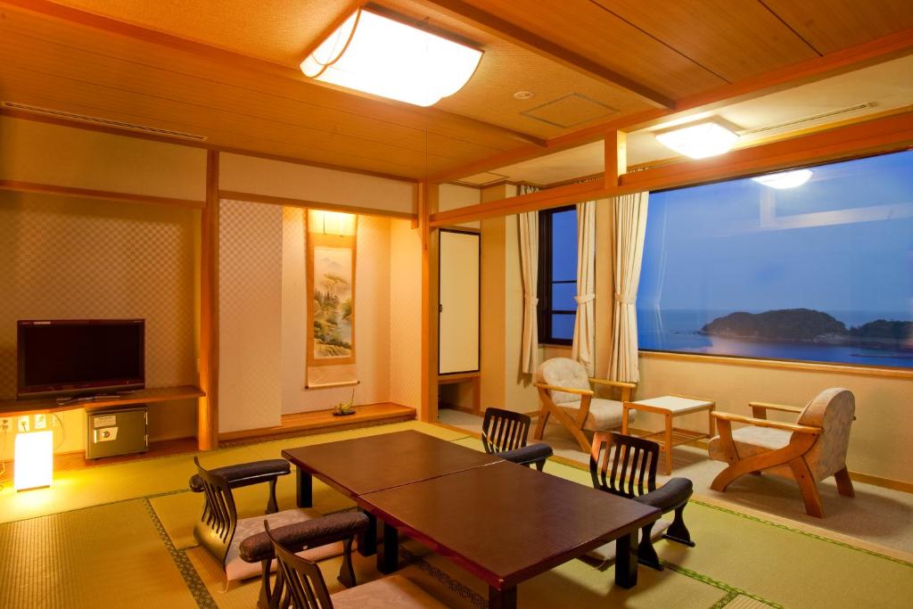 Resort Hills Toyohama Sora No Kaze Hotel Tatami Room