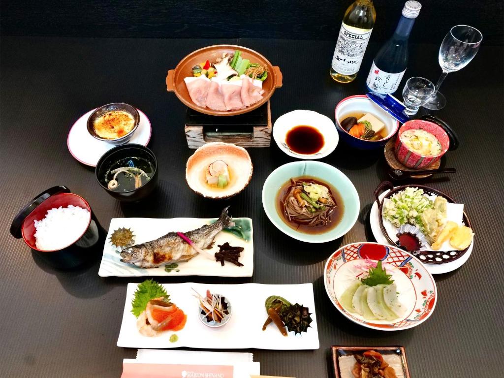 Resort Inn Marion Shinano Japanese Dinner