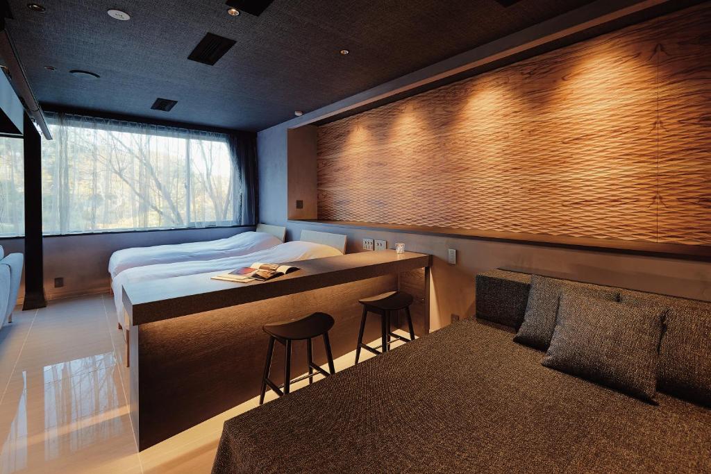River Retreat Garaku Modern Twin Room