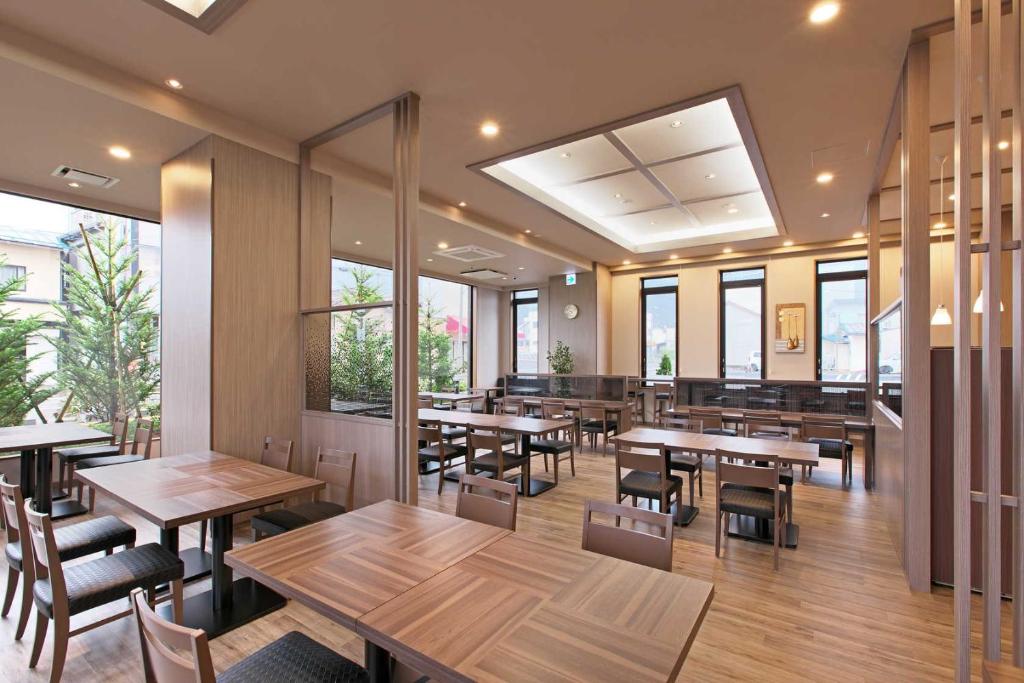 Route Inn Grand Nakano Obuse Dining Room