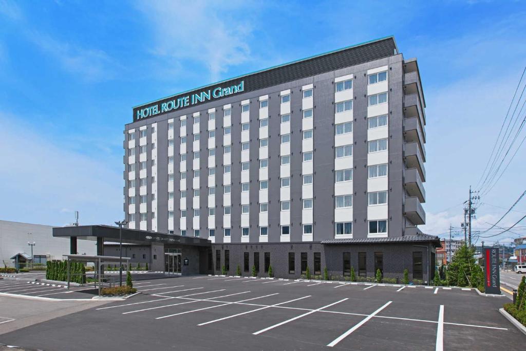 Route Inn Grand Nakano Obuse Exterior