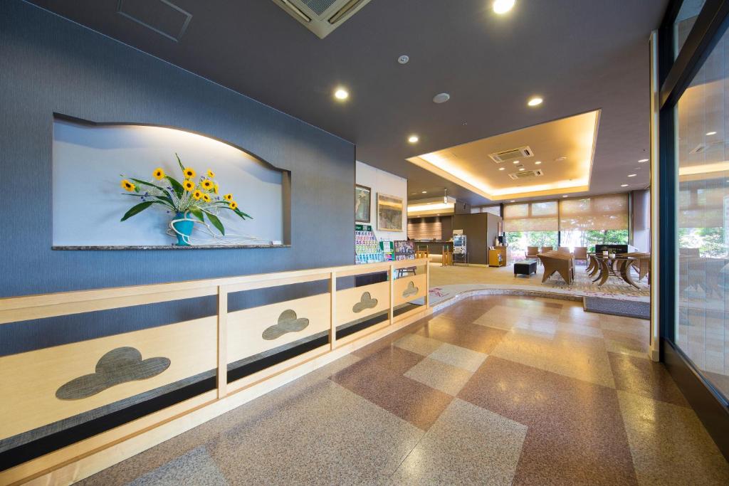 Route Inn Grantia Hanyu Spa Resort Lobby