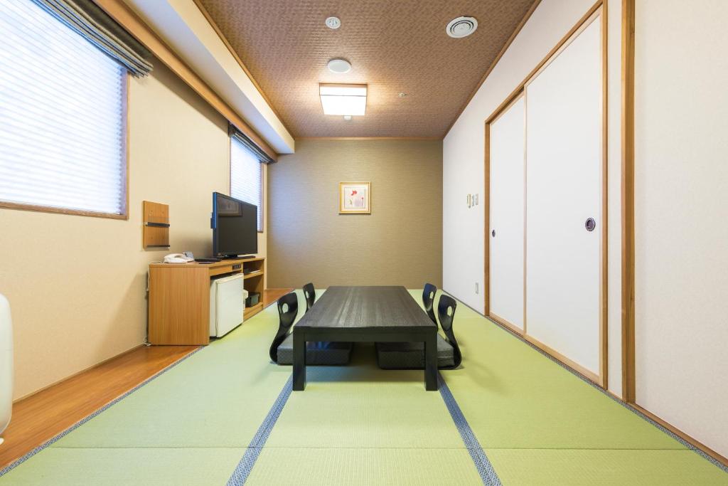 Route Inn Grantia Hanyu Spa Resort Tatami Room