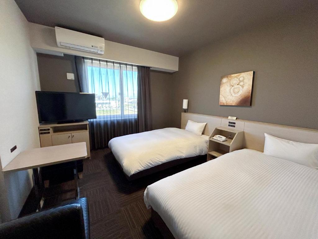 Route Inn Grantia Komatsu Airport Twin Room