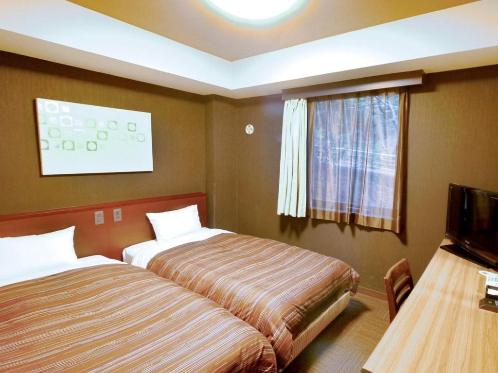 Route Inn Kawaguchiko Twin Room