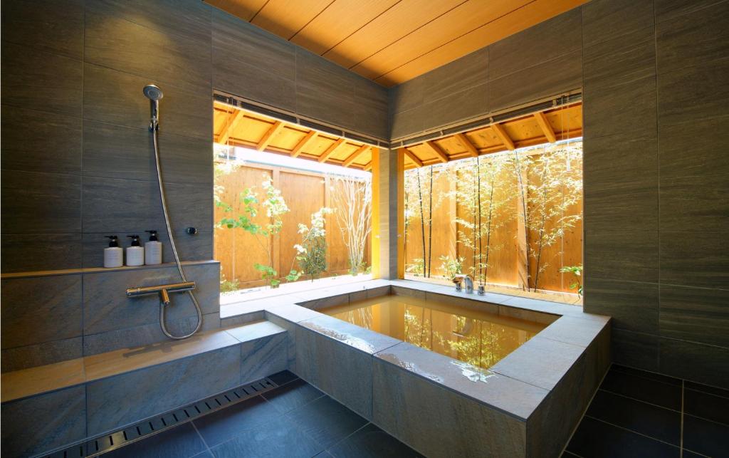 Rurinohama Private Onsen Bath