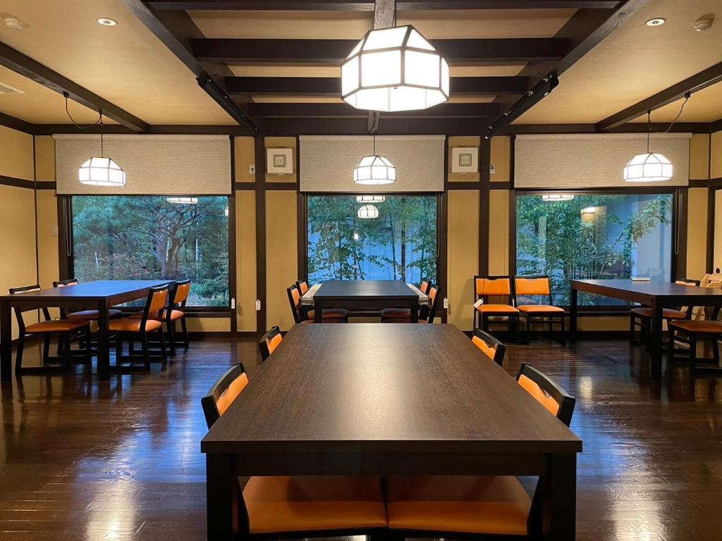 Ryoan Kawaki Ryokan Dining Room