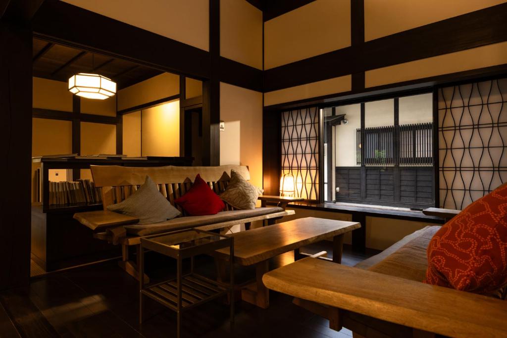 Ryoan Kawaki Traditional Lounge