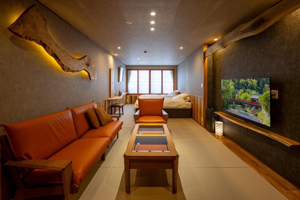 Ryokan Asunaro Modern Tatami Room