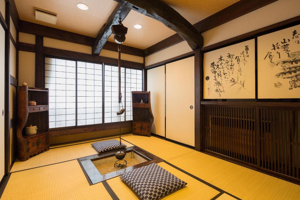 Ryokan Asunaro Tatami Room